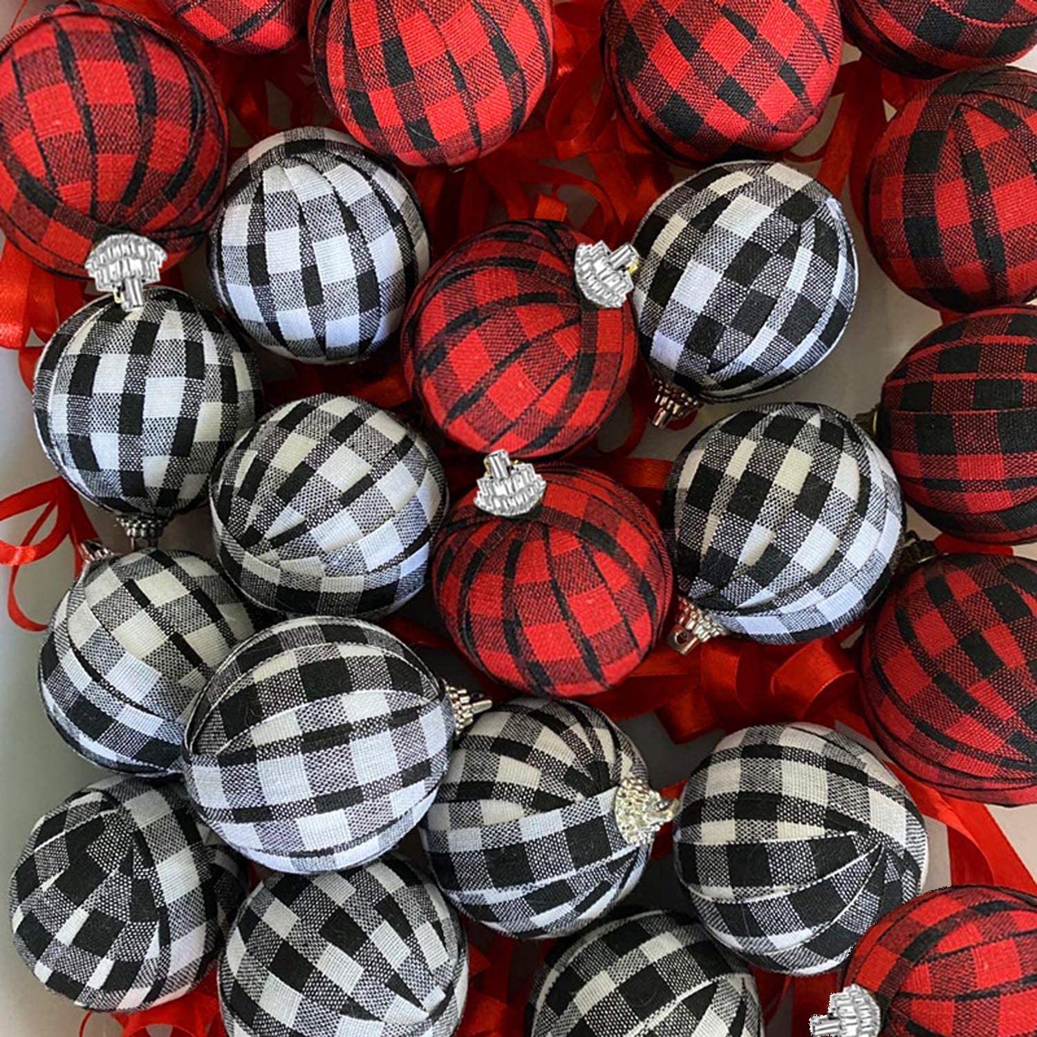 12 pcs of Buffalo Plaid Fabric Ball Ornament for Christmas Tree